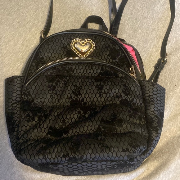 Betsey Johnson mini backpack. - Picture 5 of 6